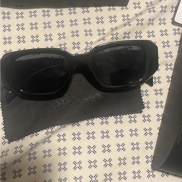 Prada Sunglasses - Picture 7 of 7